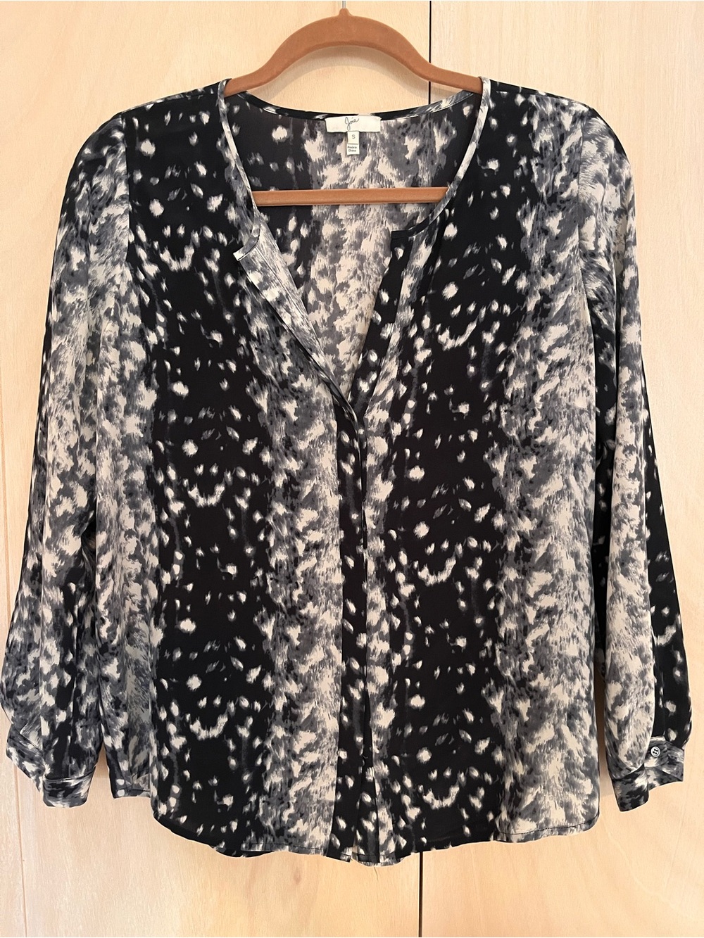 Joie Black and White Printed Long Sleeve Blouse